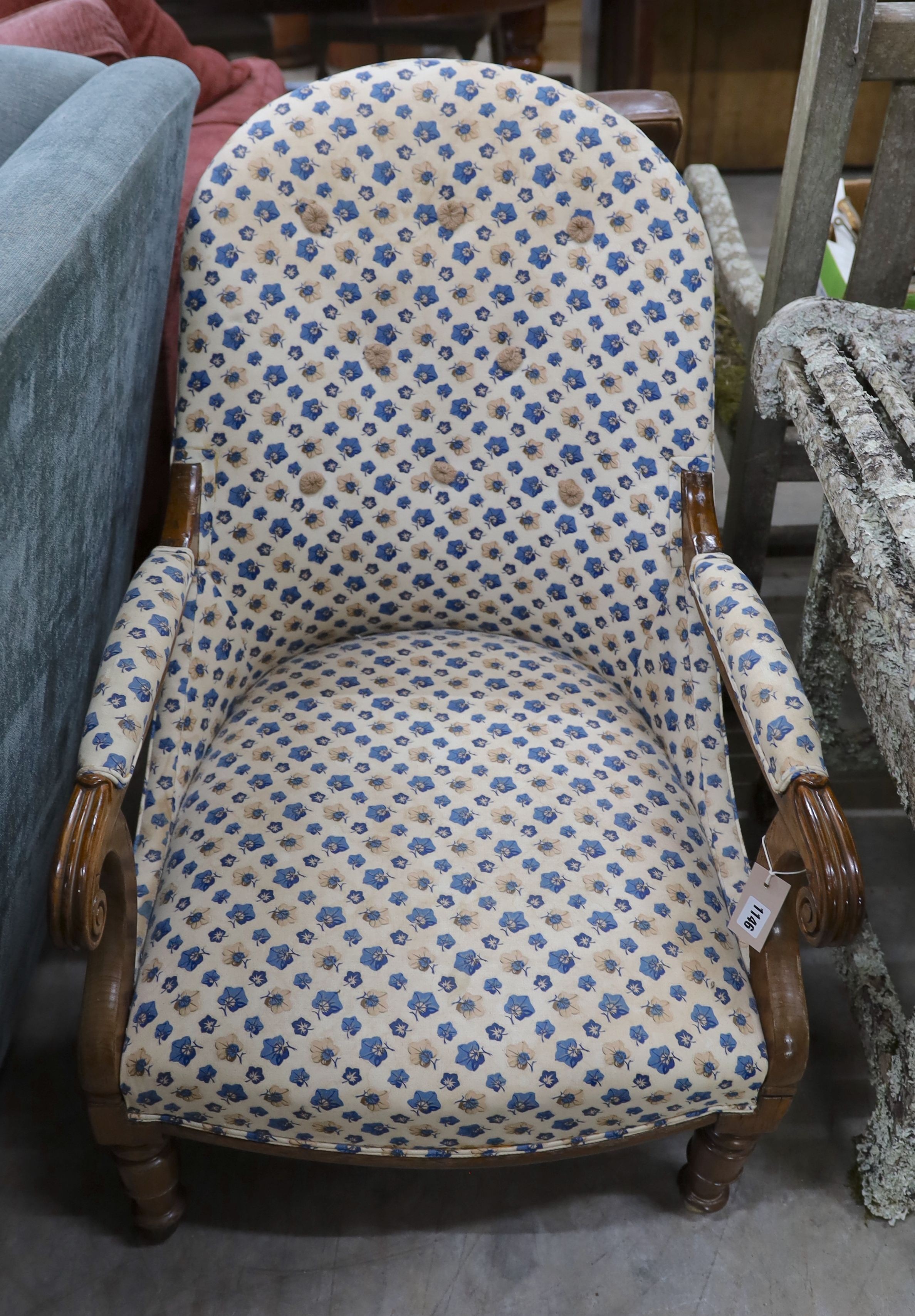 A Victorian walnut spoon back open armchair, width 60cm, depth 58cm, height 93cm